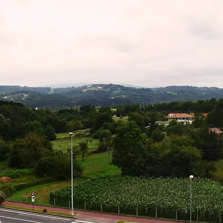 New Bilbao Airport Отель 3*