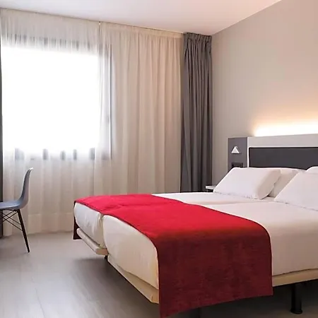 New Bilbao Airport Hotel Derio