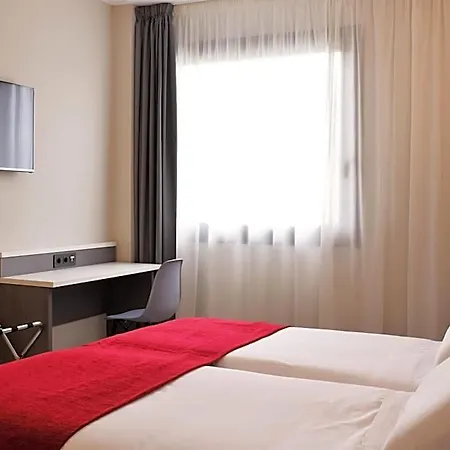 New Bilbao Airport 3*