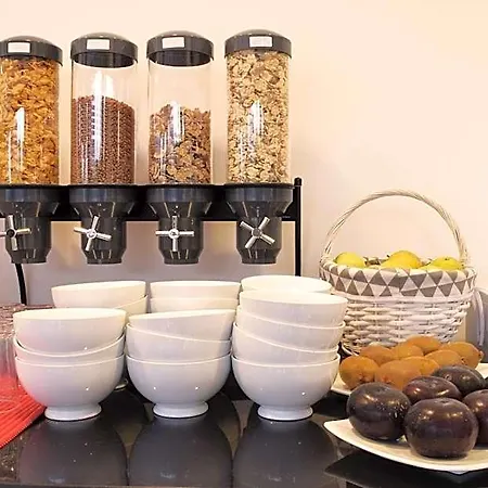 New Bilbao Airport Hotel Derio