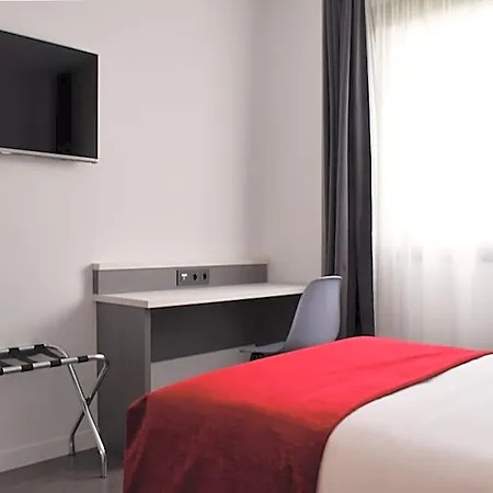 Hotel New Bilbao Airport 3*