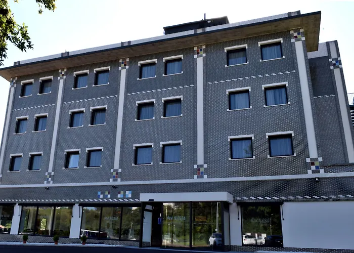 New Bilbao Airport 3*