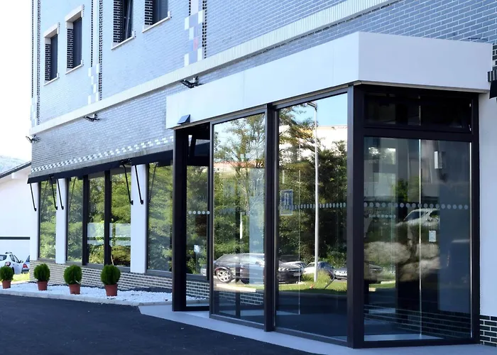 Hotel New Bilbao Airport