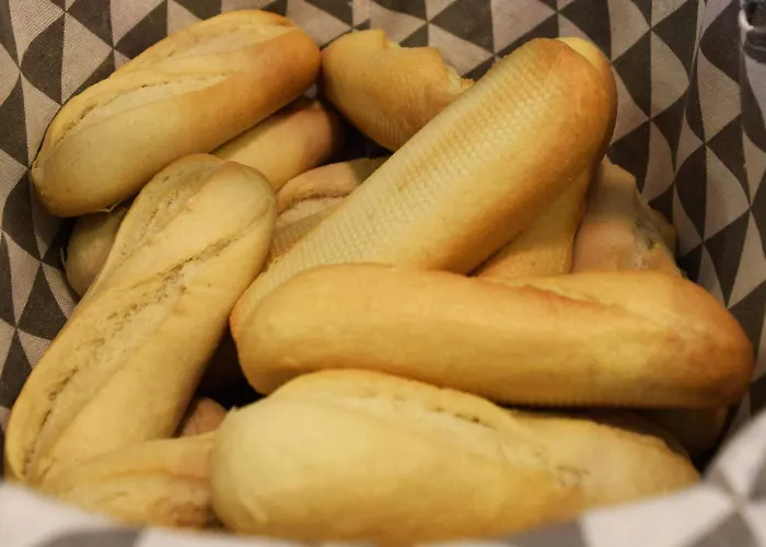 New Bilbao Airport Hotel Derio