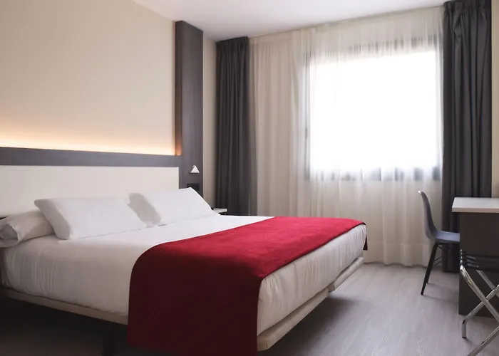 New Bilbao Airport Hotel 3*