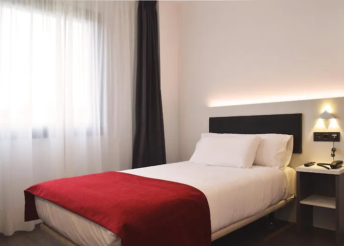 New Bilbao Airport 3*