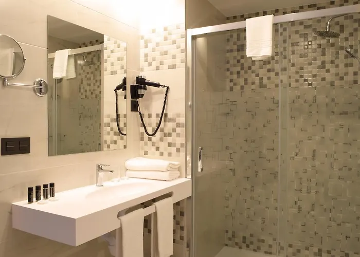 New Bilbao Airport Hotel