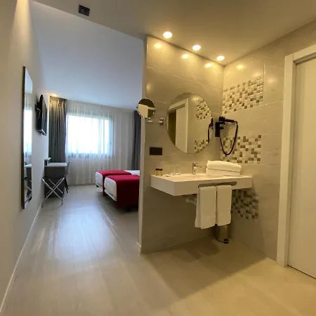 New Bilbao Airport Hotel Derio