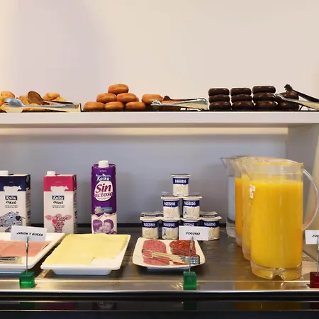 New Bilbao Airport Hotel 3*