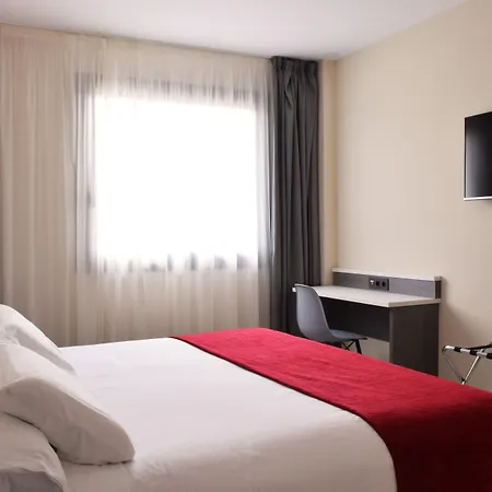 New Bilbao Airport 3* Derio